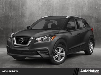 Used 2018 Nissan Kicks S image 1