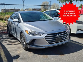 Used 2017 Hyundai Elantra SE image 1