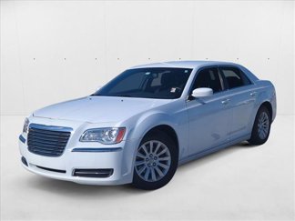 Used 2012 Chrysler 300 image 1