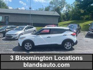 Used 2020 Nissan Kicks S image 1