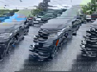 New 2024 Volkswagen Tiguan SE R-Line image 1
