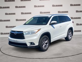 Used 2015 Toyota Highlander XLE image 1