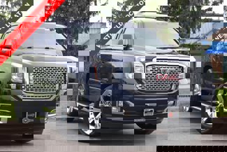 Used 2017 GMC Yukon Denali w/ Open Road Package image 1