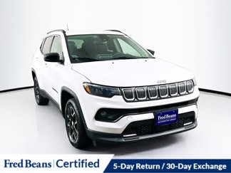 Used 2022 Jeep Compass Latitude image 1