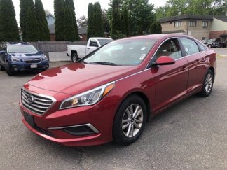 Used 2016 Hyundai Sonata SE image 1