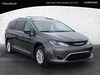 Used 2020 Chrysler Pacifica Touring-L image 1