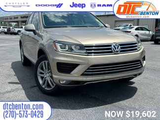Used 2016 Volkswagen Touareg Sport image 1