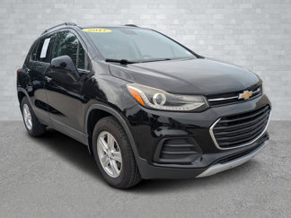 Used 2017 Chevrolet Trax LT w/ Sun & Sound Package image 1
