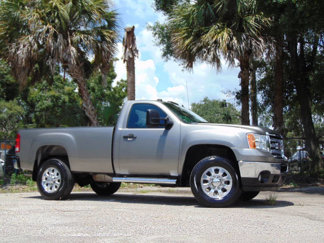 Used 2013 GMC Sierra 2500 SLE w/ SLE Preferred Package image 1
