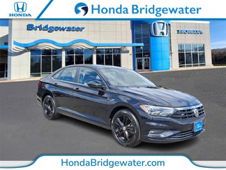 Used 2019 Volkswagen Jetta R-Line w/ R-Line Cold Weather Package image 1