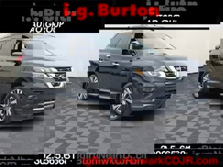 Used 2020 Nissan Pathfinder S video 1