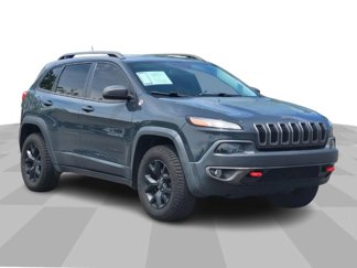 Used 2017 Jeep Cherokee Trailhawk image 1