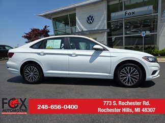 Certified 2021 Volkswagen Jetta SE w/ SE Cold Weather Package image 1