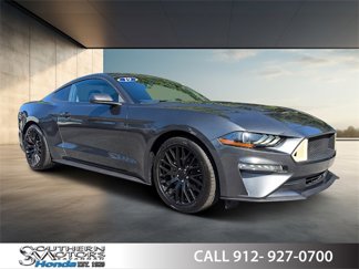 Used 2019 Ford Mustang Coupe image 1