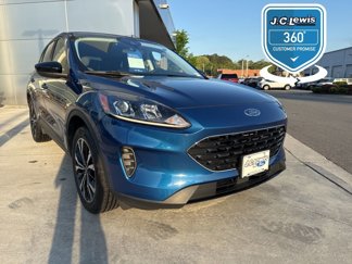 Certified 2022 Ford Escape SE w/ SE Sport Appearance Package image 1