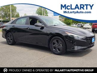 Used 2022 Hyundai Elantra SEL image 1