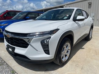 Used 2024 Chevrolet Trax LS w/ LS Convenience Package image 1