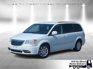 Used 2016 Chrysler Town & Country Touring image 1