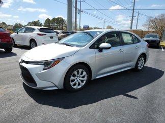 Used 2020 Toyota Corolla LE image 1