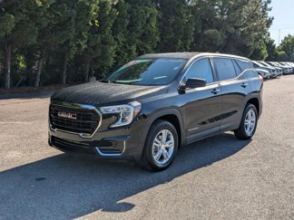 Used 2022 GMC Terrain SLE image 1