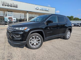 Used 2022 Jeep Compass Latitude image 1