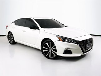 Used 2022 Nissan Altima 2.5 SR image 1