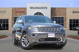 Used 2017 Jeep Grand Cherokee Overland image 1
