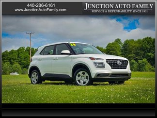 Used 2020 Hyundai Venue SE image 1