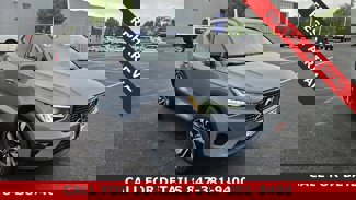 Certified 2023 Volvo XC40 B5 Plus image 1