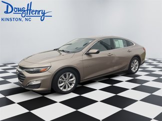 Used 2023 Chevrolet Malibu LT image 1