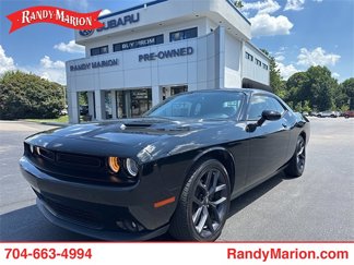Used 2020 Dodge Challenger SXT w/ Blacktop Package image 1