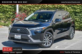 Used 2022 Toyota Corolla Cross XLE image 1