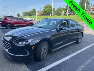 Used 2021 Hyundai Sonata Blue w/ Cargo Package image 1