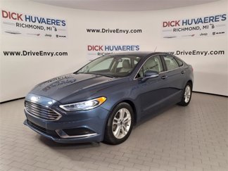 Used 2018 Ford Fusion SE image 1