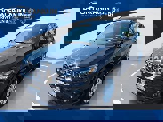 Used 2024 Jeep Compass Latitude video 1