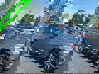 Used 2020 Chevrolet Traverse Premier image 1