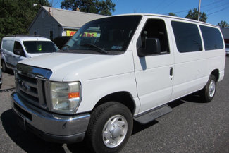 Used 2011 Ford E-150 and Econoline 150 image 1