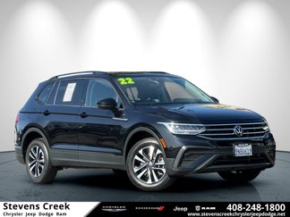 Used 2022 Volkswagen Tiguan S image 1