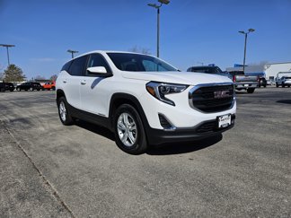 Used 2021 GMC Terrain SLE w/ LPO, Floor Liner Package image 1