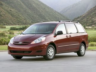 Used 2010 Toyota Sienna CE image 1