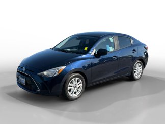 Used 2017 Toyota Yaris iA image 1