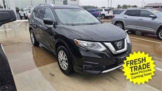 Used 2017 Nissan Rogue SV w/ SV Premium Package image 1
