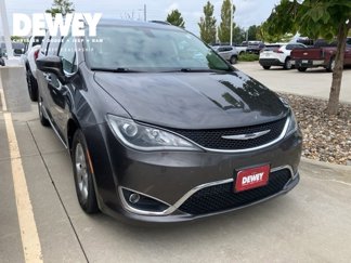 Used 2017 Chrysler Pacifica Touring-L Plus image 1