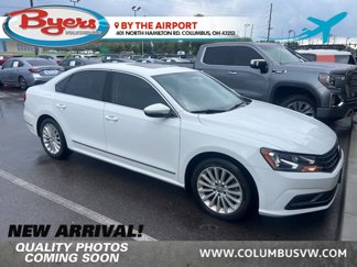 Used 2016 Volkswagen Passat 1.8T SE image 1