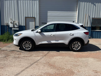 Used 2020 Ford Escape SE image 1