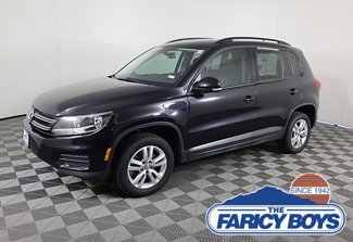 Used 2016 Volkswagen Tiguan S image 1