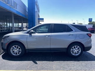 Used 2024 Chevrolet Equinox LT image 1