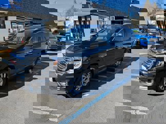 Used 2022 GMC Terrain SLT image 1