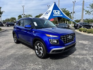 Used 2021 Hyundai Venue SEL image 1