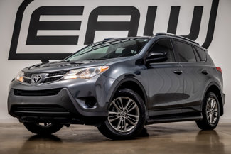 Used 2015 Toyota RAV4 LE image 1